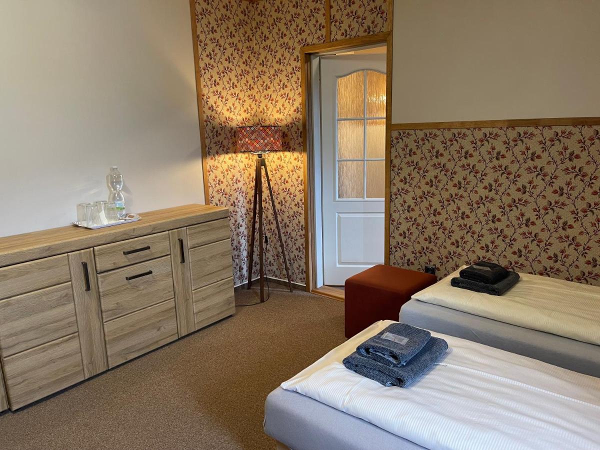 Hotel Veveri Veverska Bityska Dış mekan fotoğraf