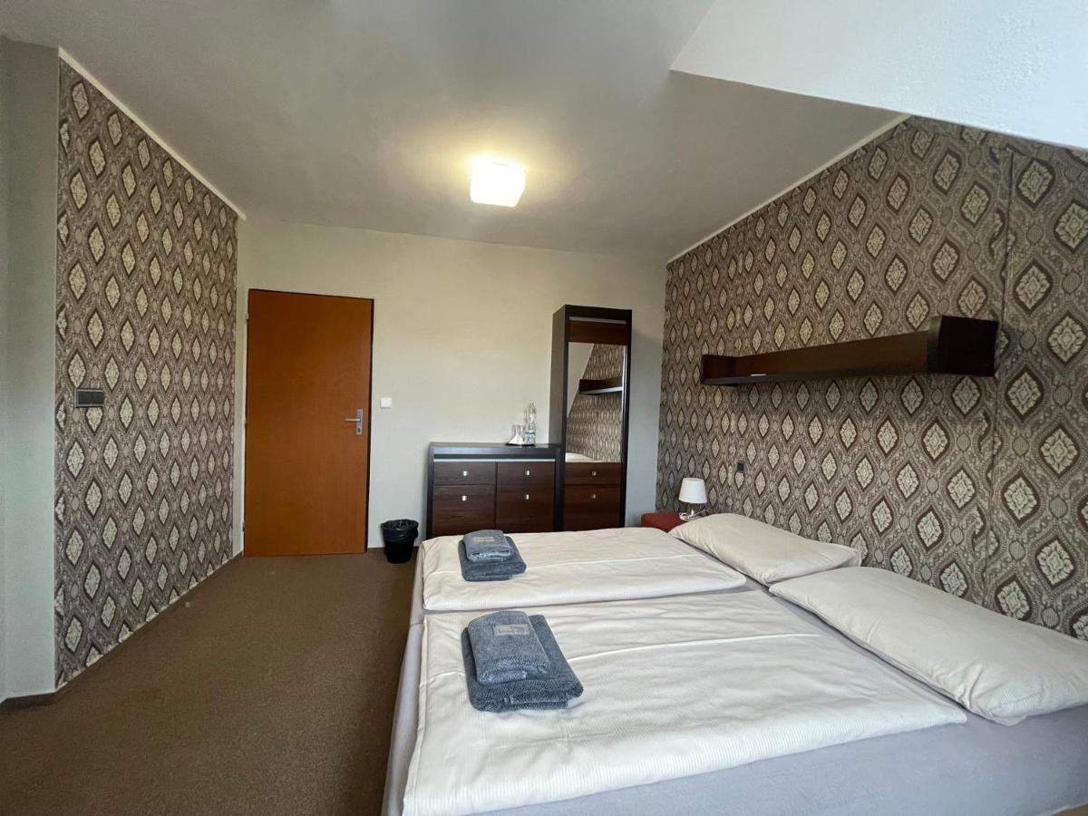 Hotel Veveri Veverska Bityska Dış mekan fotoğraf