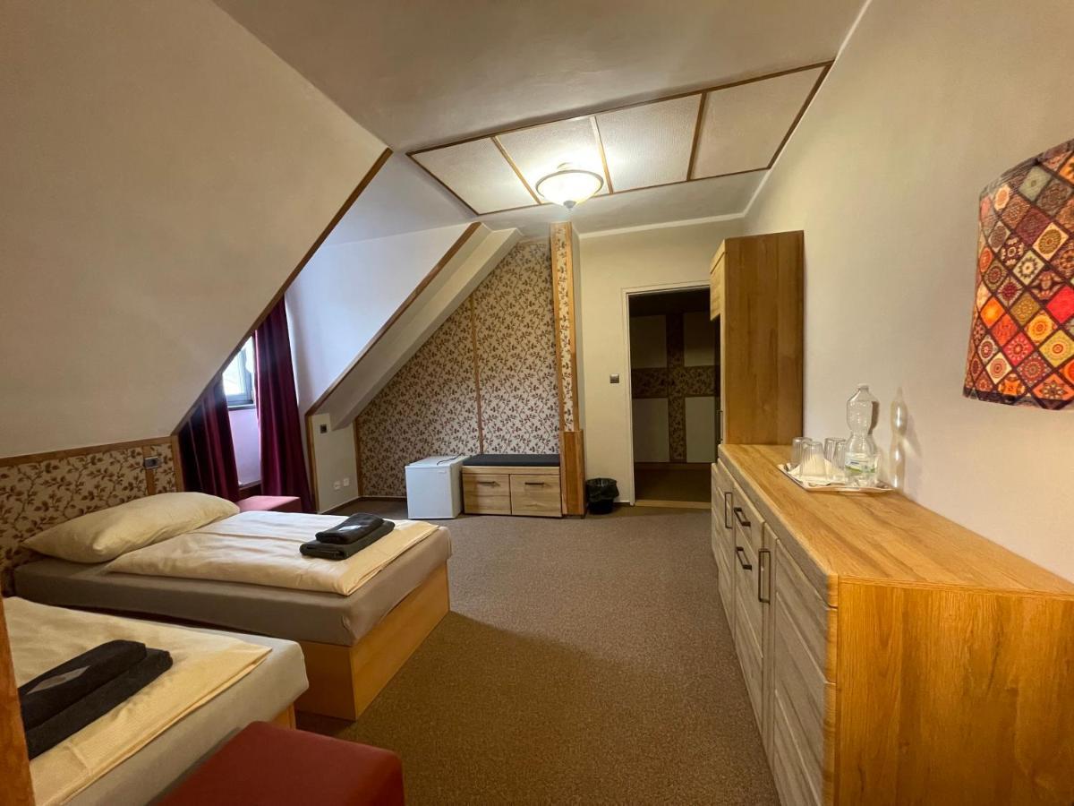 Hotel Veveri Veverska Bityska Dış mekan fotoğraf